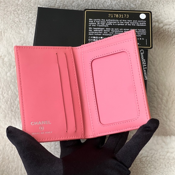 Auth Chanel Coral Pink Patent Leather Bi-Fold Card Case w/ Silver Hardware - Picture 2 of 13